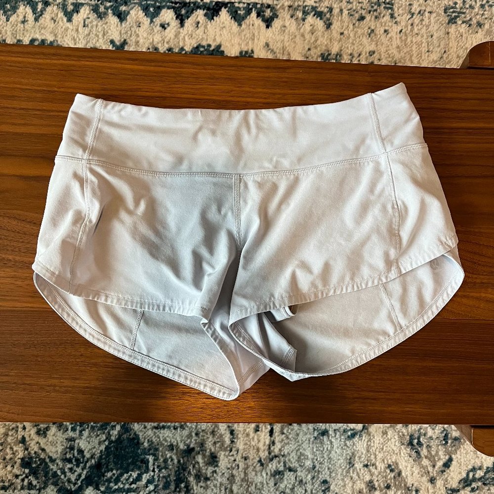 Lululemon Silver/Light Gray Speed Up Shorts 2.5" Size 4